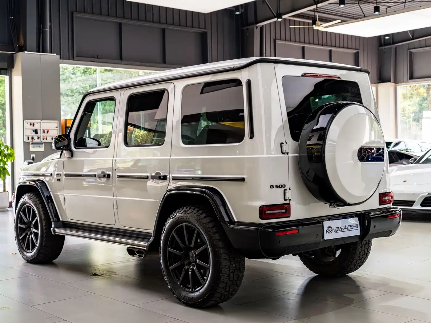 Mercedes-Benz G-Class 2023 G 500 фото 19