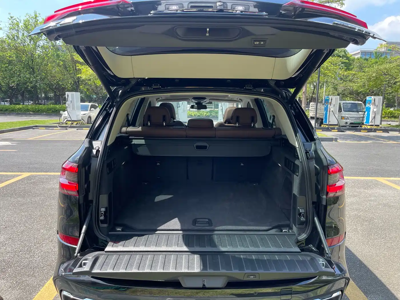 BMW X5 (Import) 2021 xDrive40i M Sport Package фото 23