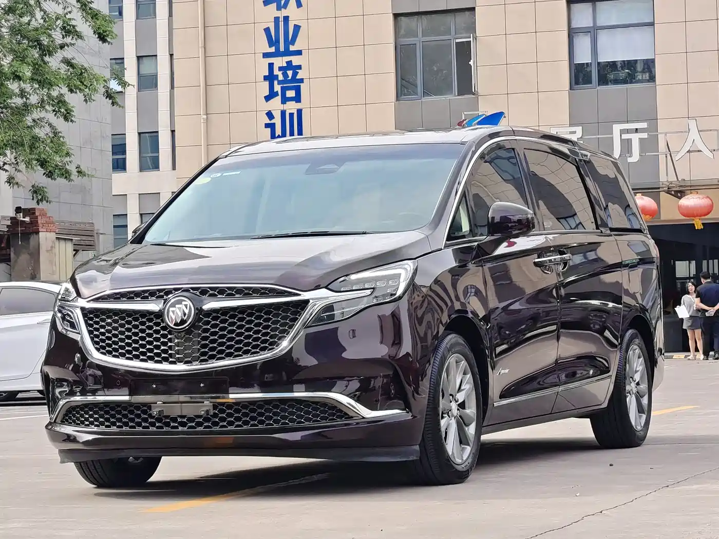 Buick GL8 2022 Avenir 7-Seater Hospitality Edition