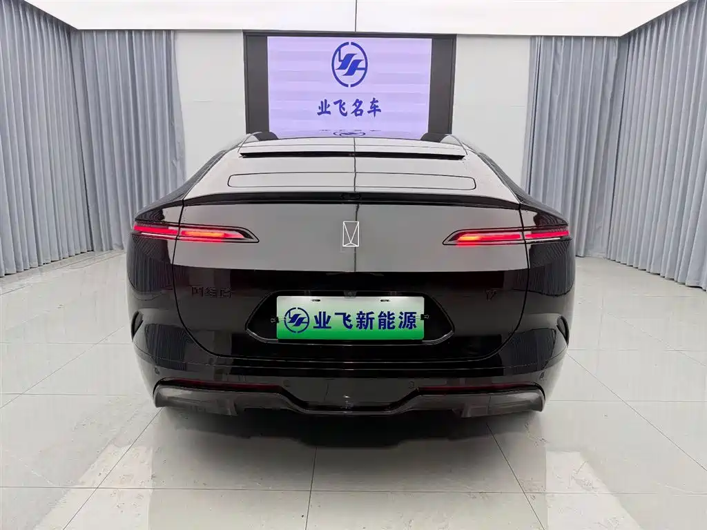 Avatr 12 2024 Facelift 700 Triple Laser RWD Luxury Edition фото 5