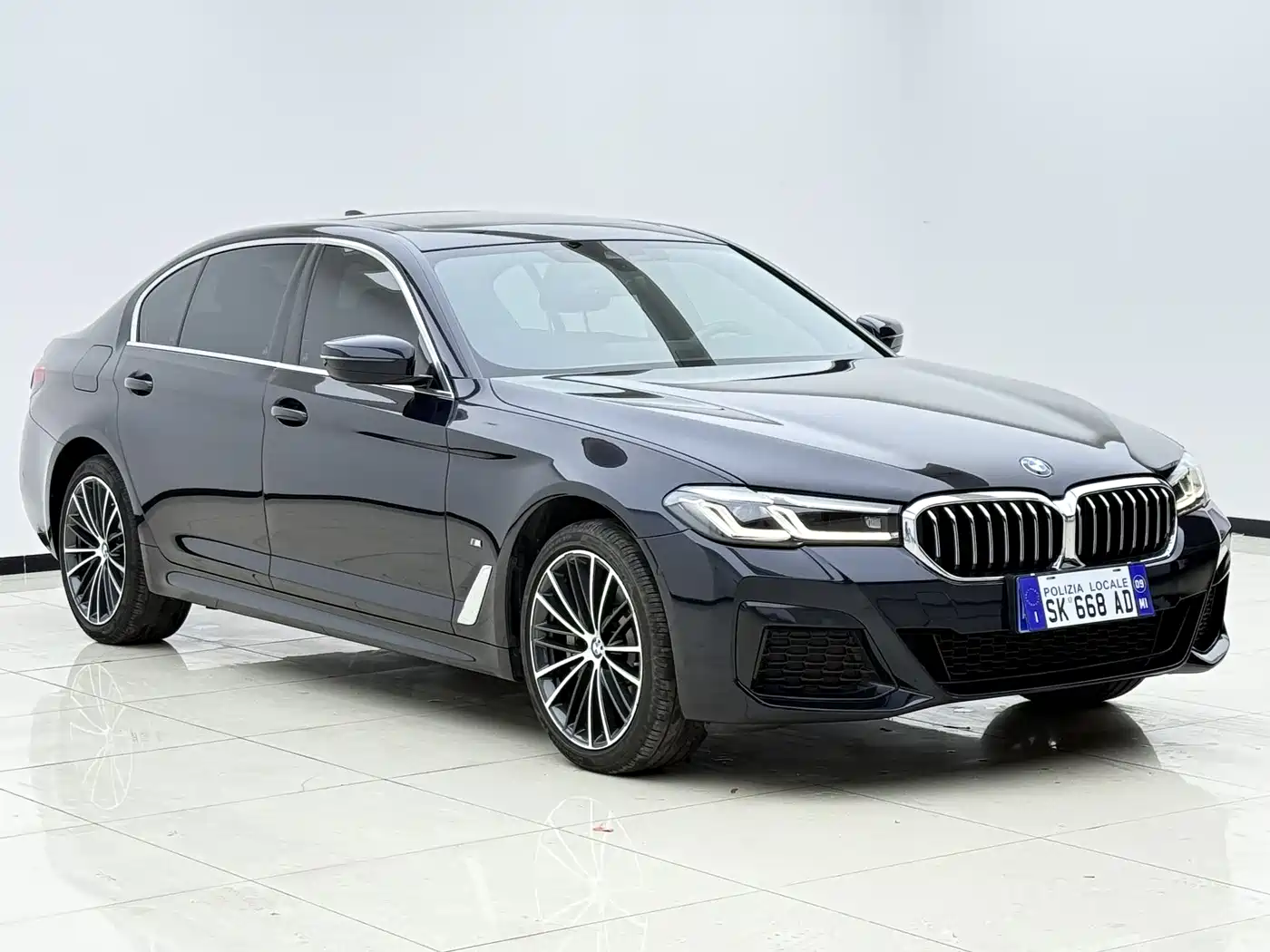 BMW 5-SERIES