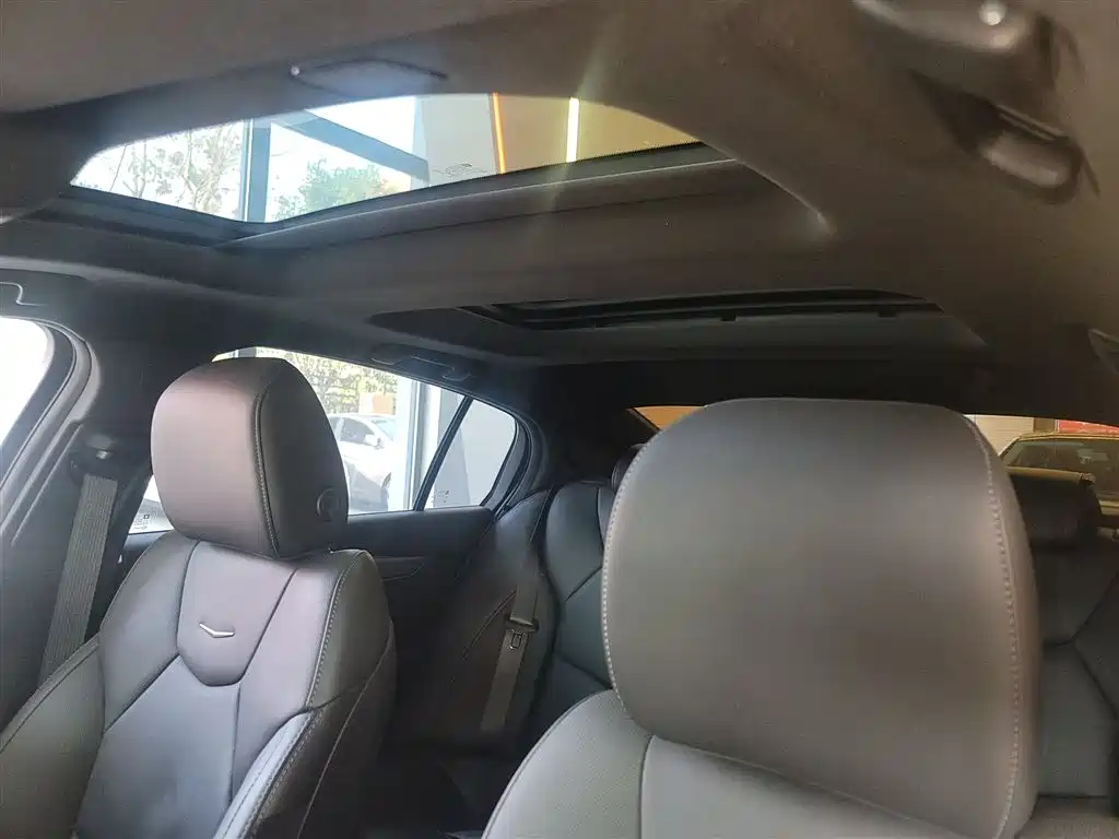 Cadillac CT5 2022 28T Luxury (Standard) фото 18