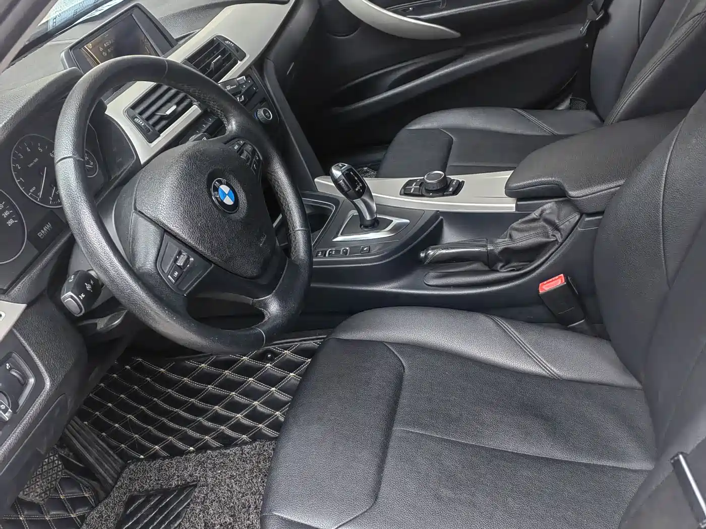 BMW 3 Series 2014 320Li Fashion фото 7