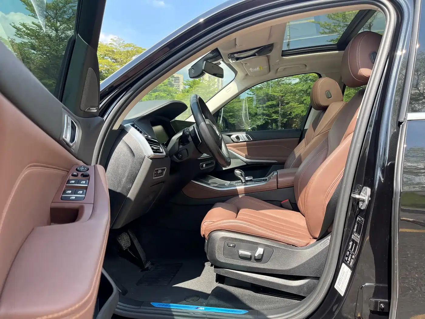 BMW X5 (Import) 2021 xDrive40i M Sport Package фото 15