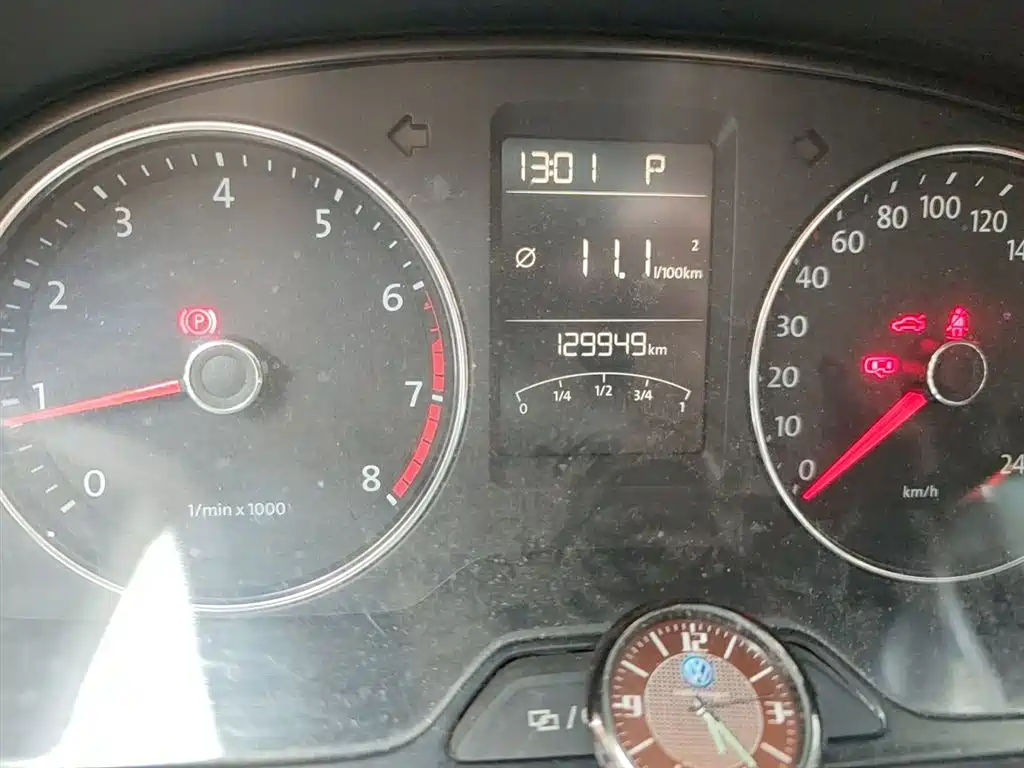 Volkswagen Lavida 2014 1.6L Automatic Sport фото 5