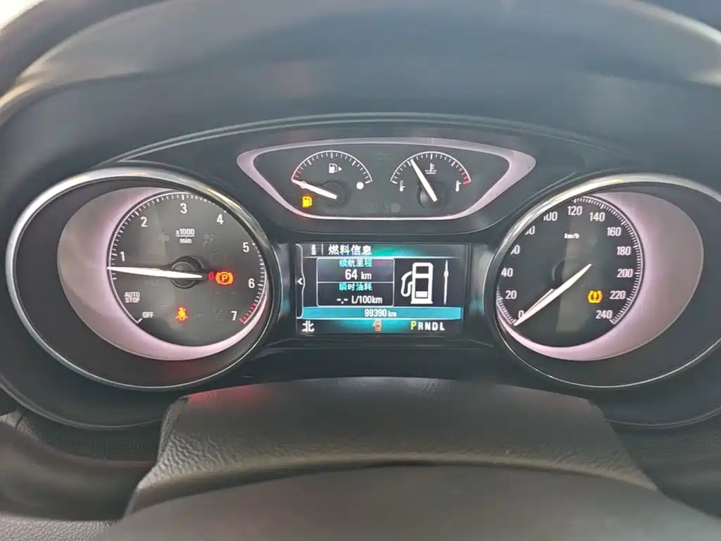 Фото 8 - Buick Envision Plus