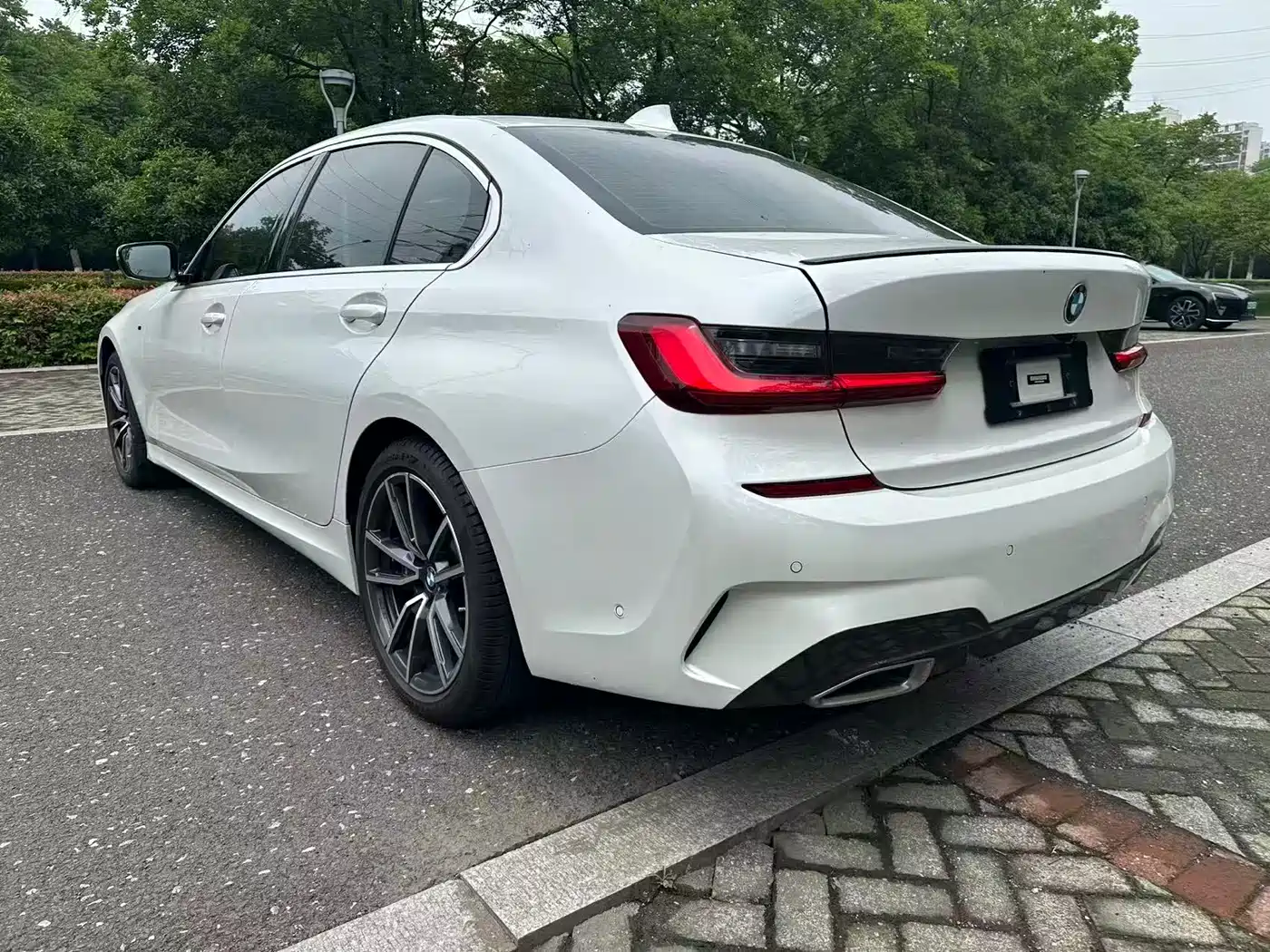BMW 3 Series 2022 325i M Sport Package фото 8