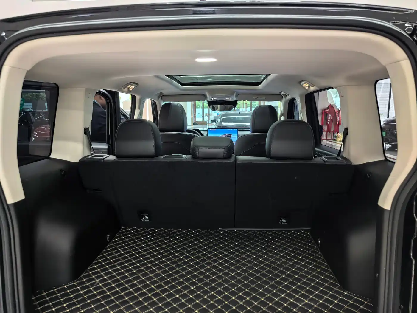Haval Meng Long NEV 2026 Hi4 102 фото 14