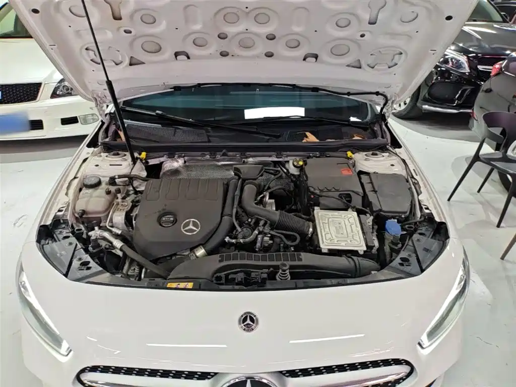 Mercedes-Benz A-Class 2022 Facelift III A 200 L Sport Sedan Fashion фото 20