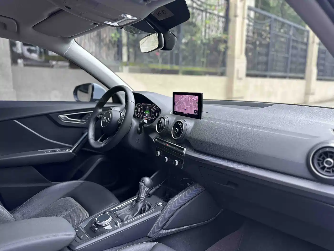 Audi Q2L e-tron 2019 Q2L e-tron Pure Electric Smart Cool Edition фото 12