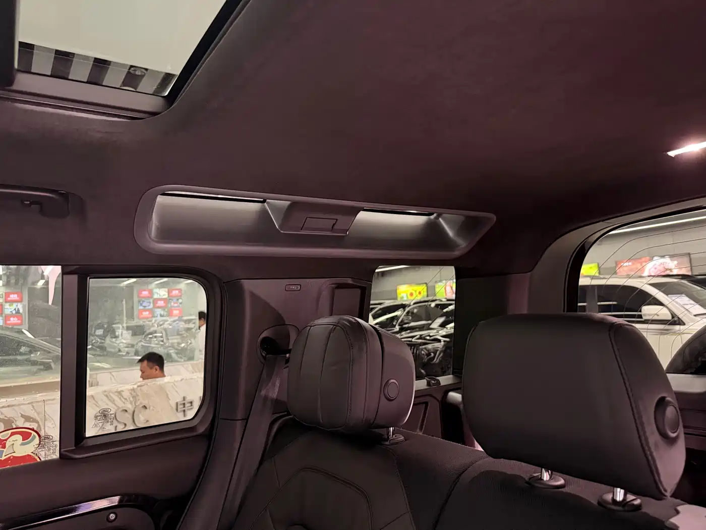 LAND ROVER GUARD