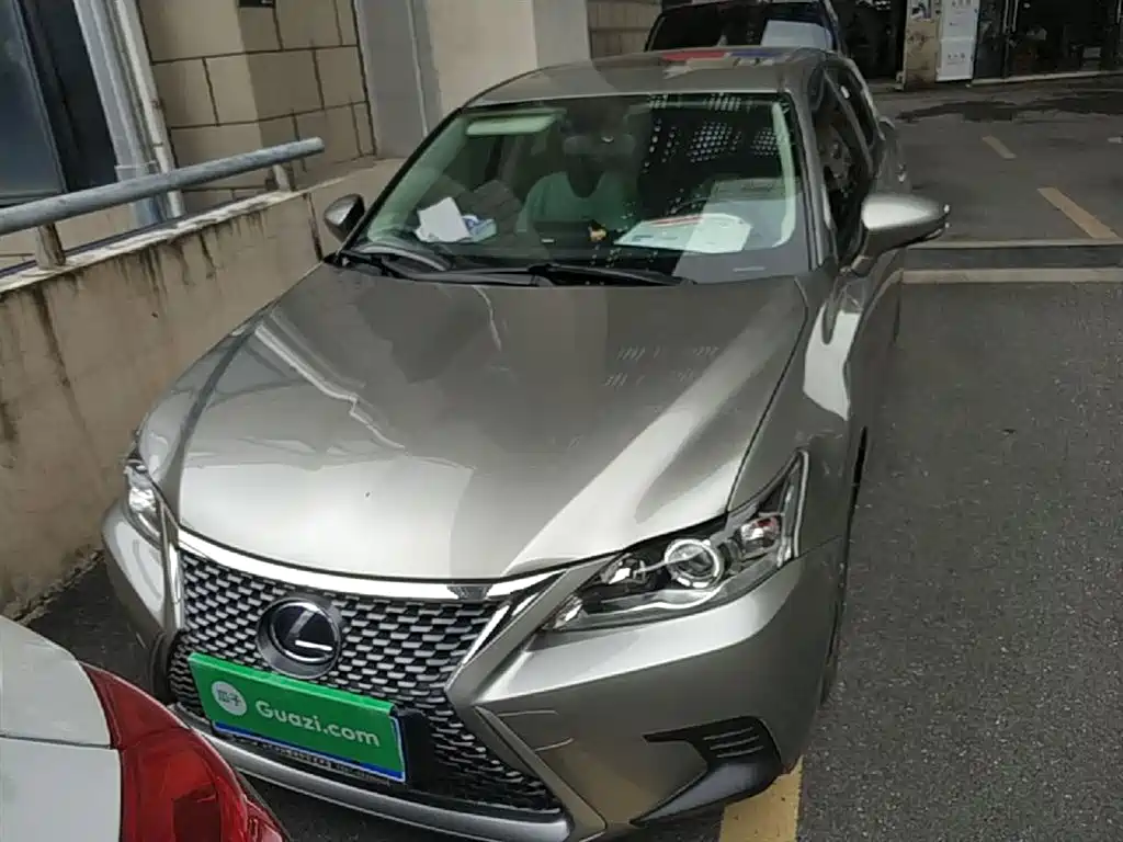 Lexus CT 2017 CT200h Comfort Edition (Single Color) China VI фото 3