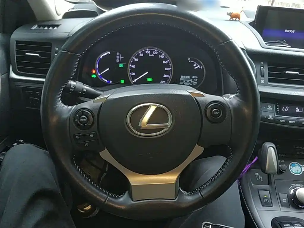 Lexus CT 2017 CT200h Comfort Edition (Single Color) China VI фото 11
