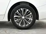 Фото 9 - Buick GL8