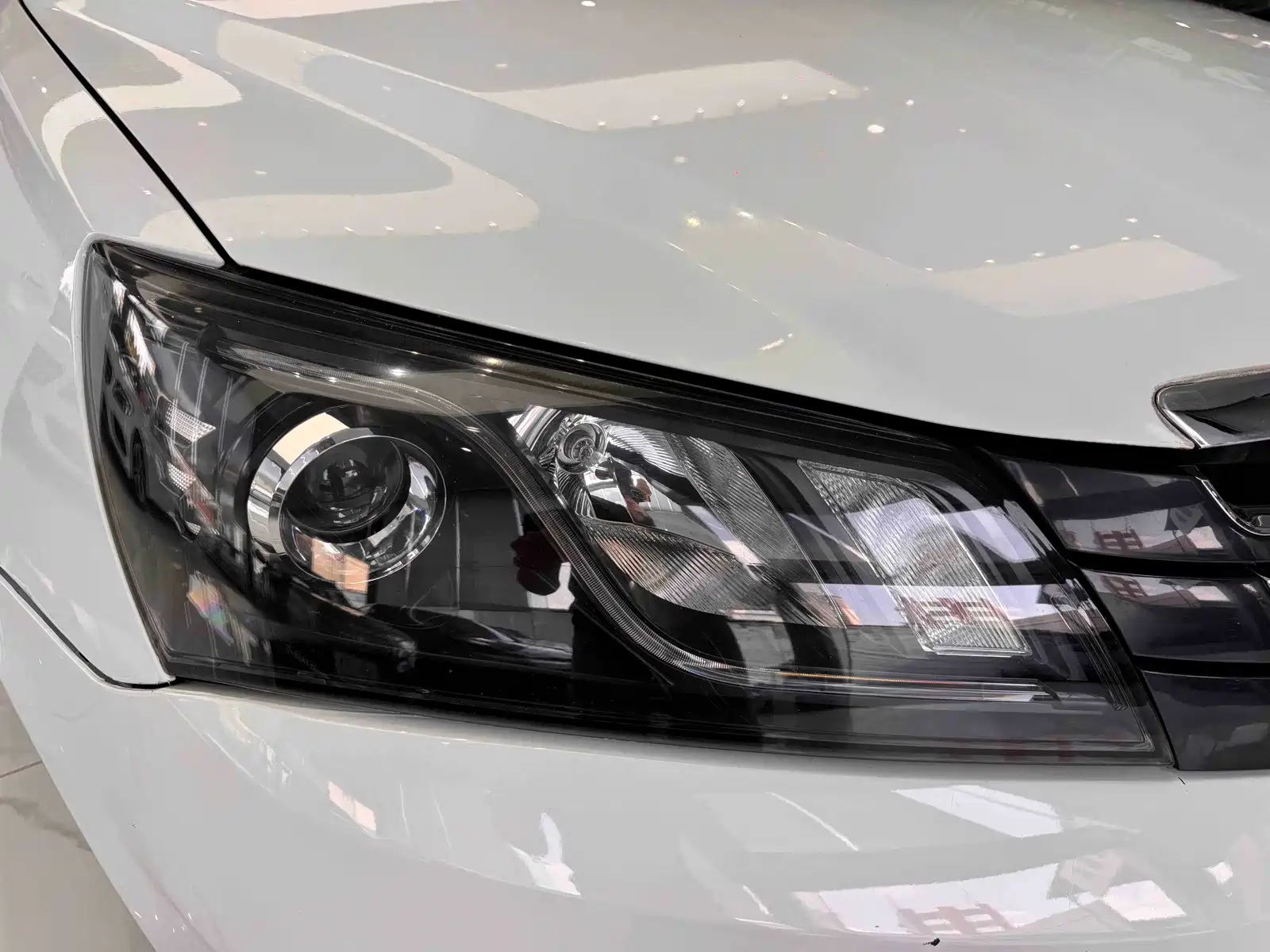 Photo 9 - Geely Emgrand