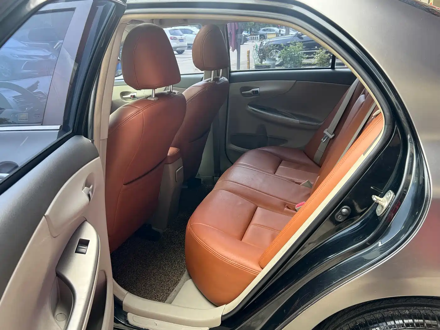 Toyota Corolla 2008 1.8L Automatic GL-i Sunroof Special Edition фото 6