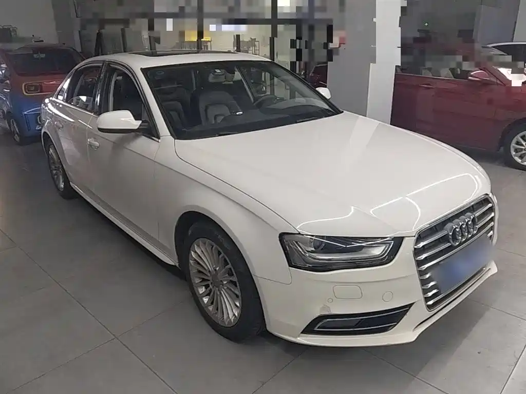 Audi A4L 2015 35 TFSI Auto Comfort фото 4