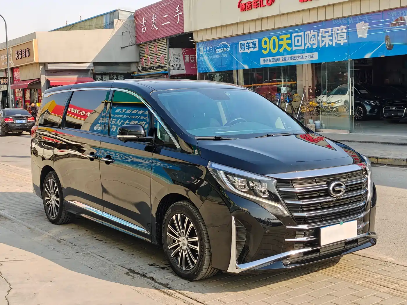 GAC Trumpchi Trumpchi M8 2021 Leading Show Series 390T Ultimate Edition фото 3