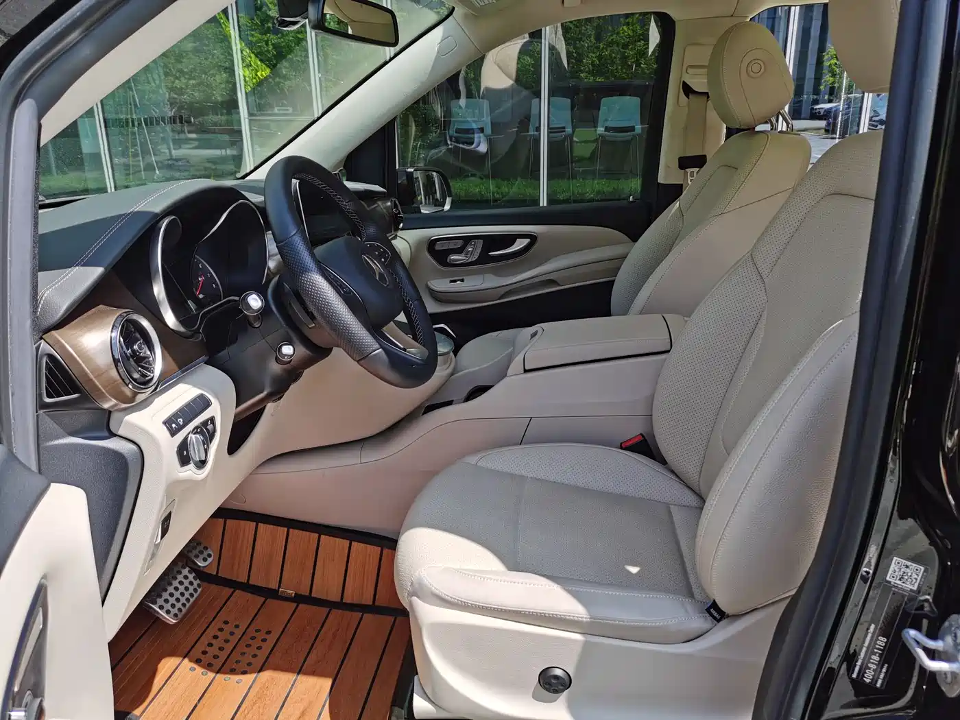 Mercedes-Benz V-Class 2021 V 260 L Long Wheelbase Luxury Edition фото 14