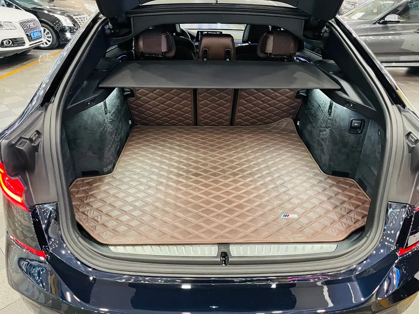 BMW 6 Series GT 2019 630i M Sport Grand Tourer Edition фото 14