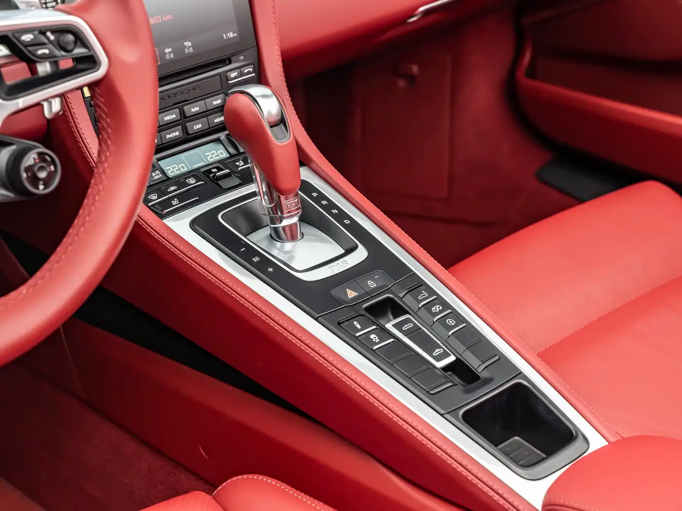 Porsche 718 2022 Boxster 2.0T фото 16