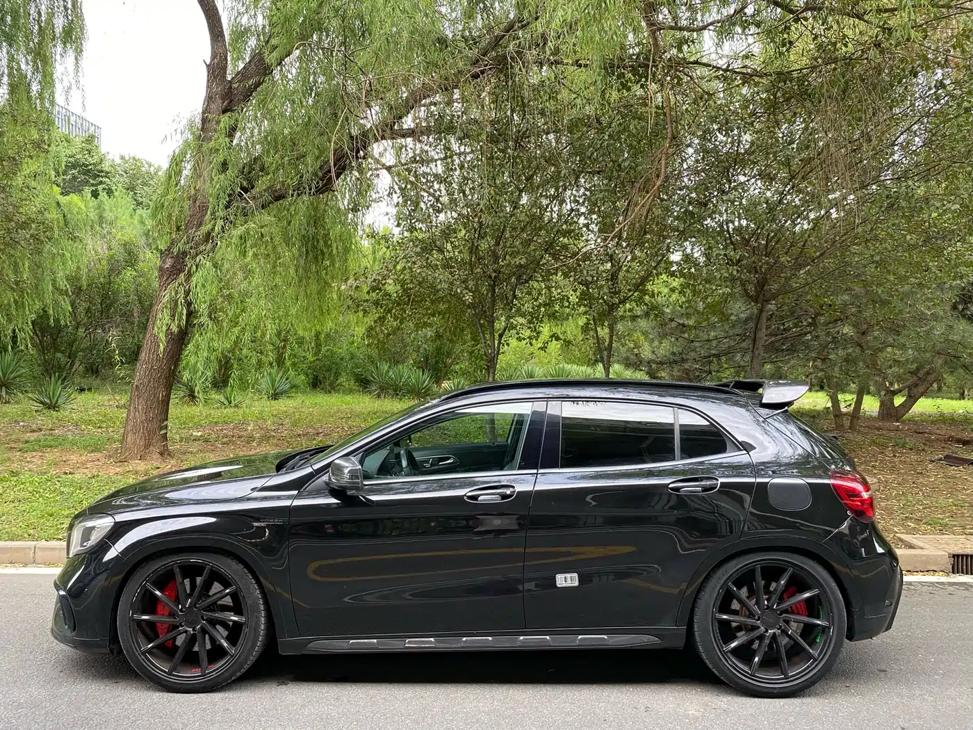 Mercedes-Benz GLA AMG 2017 AMG GLA 45 4MATIC фото 3