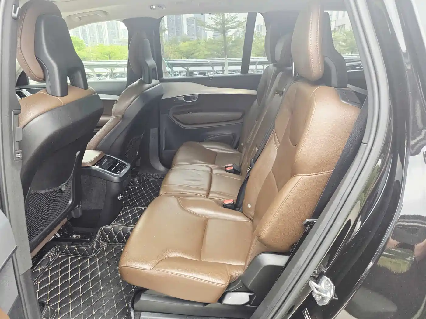 Volvo XC90 2018 T6 Momentum 7-Seater фото 9