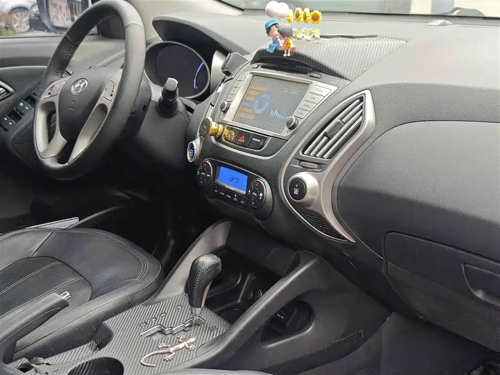 Hyundai Beijing Hyundai ix35 2010 2.4L Automatic 2WD Premium GLS фото 18