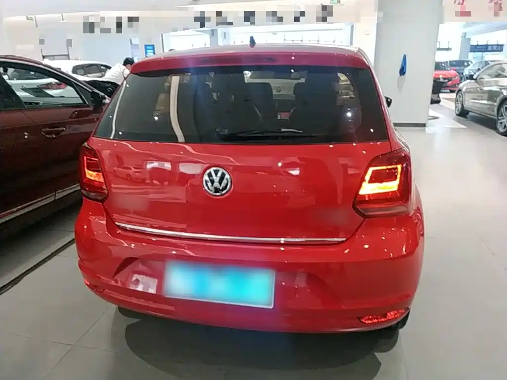 Volkswagen Polo 2016 2016 1.6L Automatic Luxury