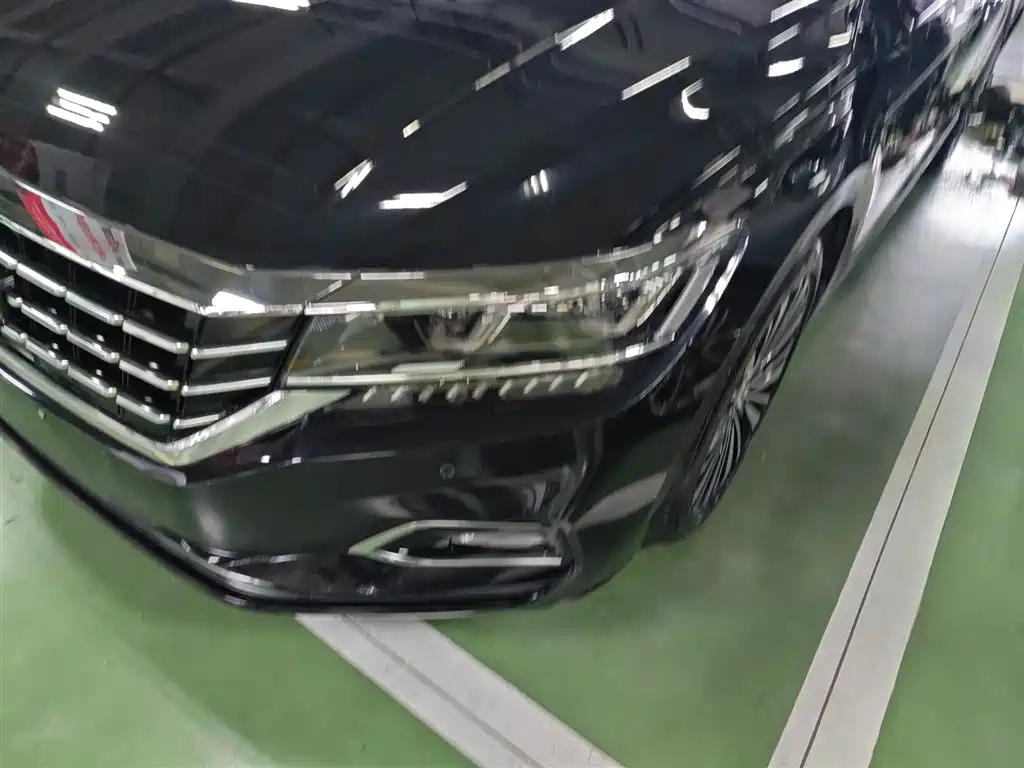 Volkswagen Passat 2019 Model 330TSI Luxury Edition China V фото 18