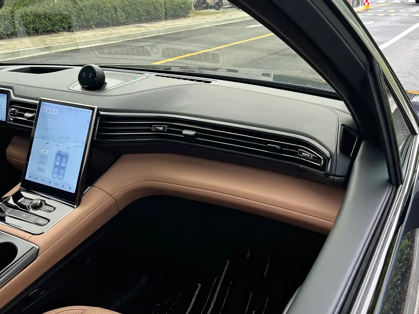 NIO ES8 2021 2020 Model 580KM Signature Edition 6-Seater