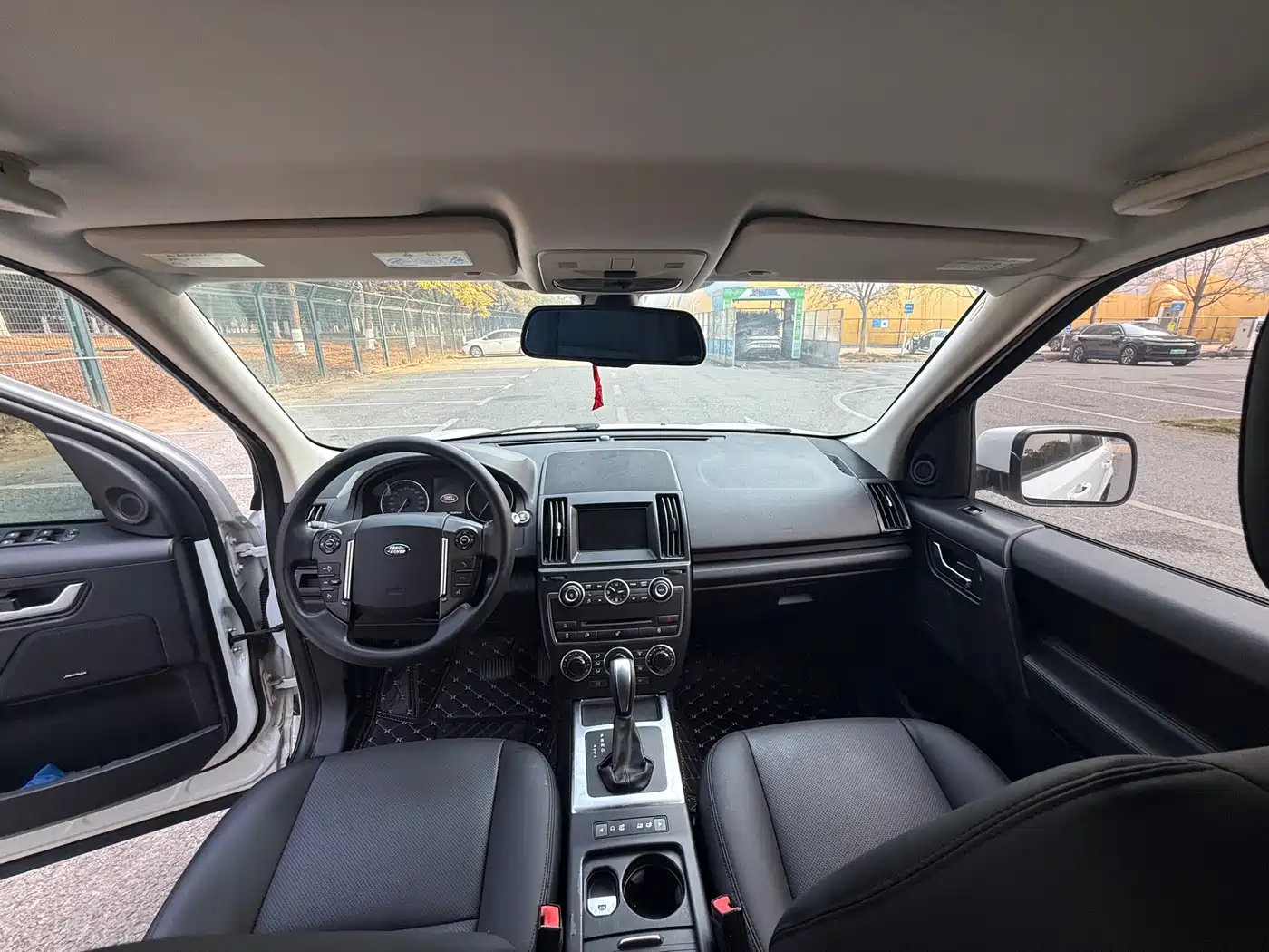 Land Rover Freelander 2 2013 2.2T SD4 S Diesel фото 6