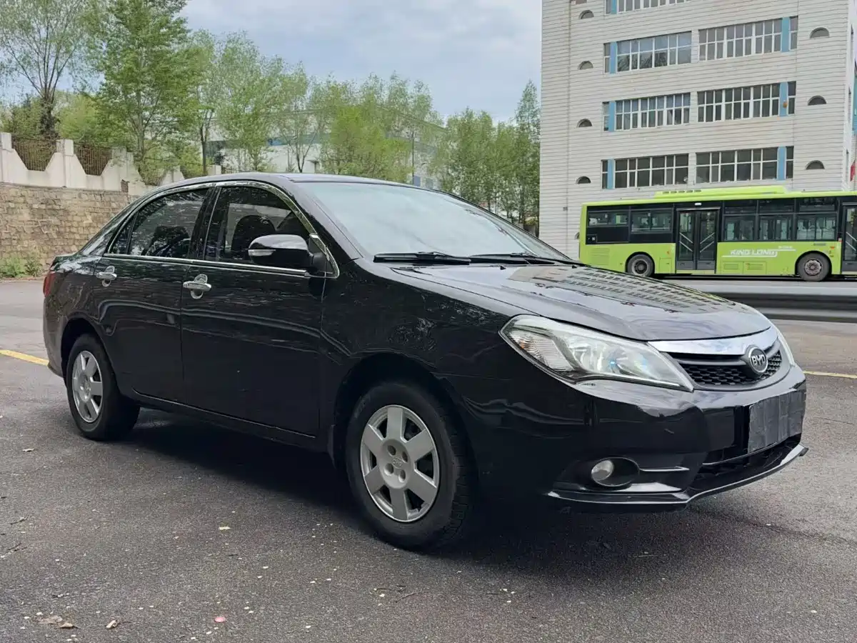 BYD F3 2015 Energy-saving Edition 1.5L Manual Comfort фото 3