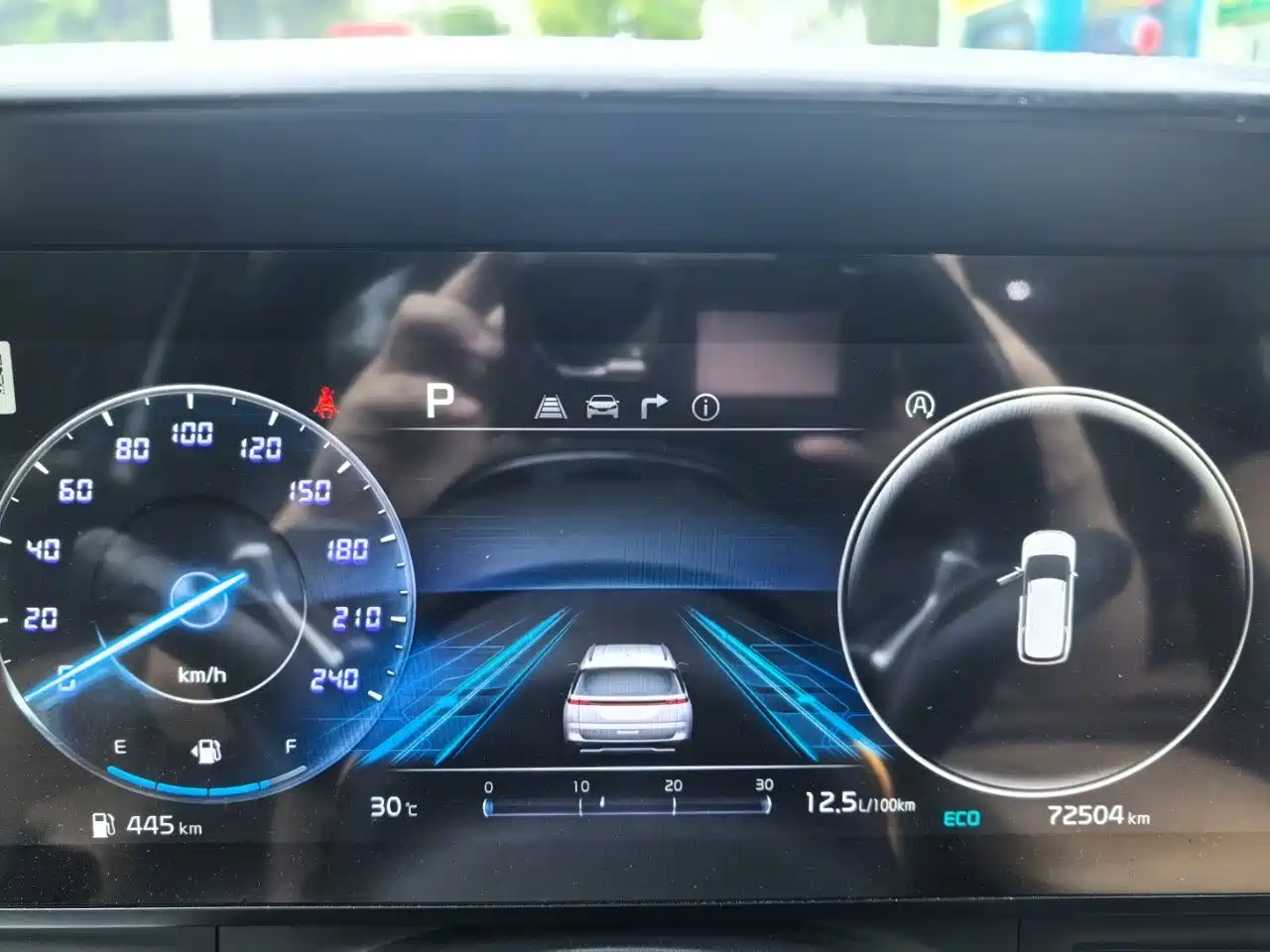 Kia Carnival 2021 2.0T Luxury Tech Edition фото 14