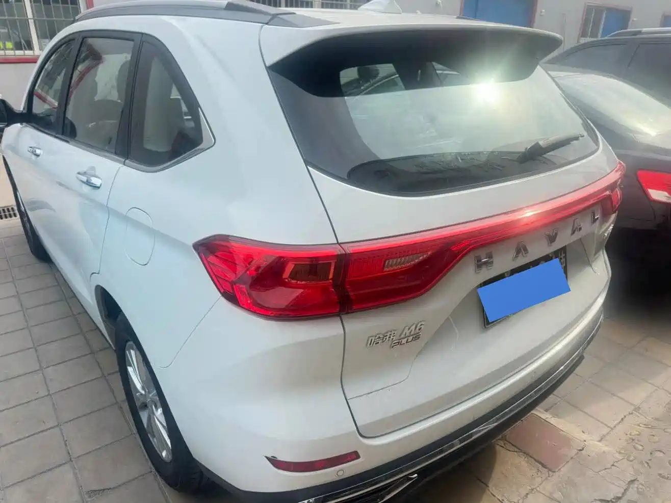 Haval M6 2023 PLUS 1.5T DCT Luxury Smart Connect фото 6