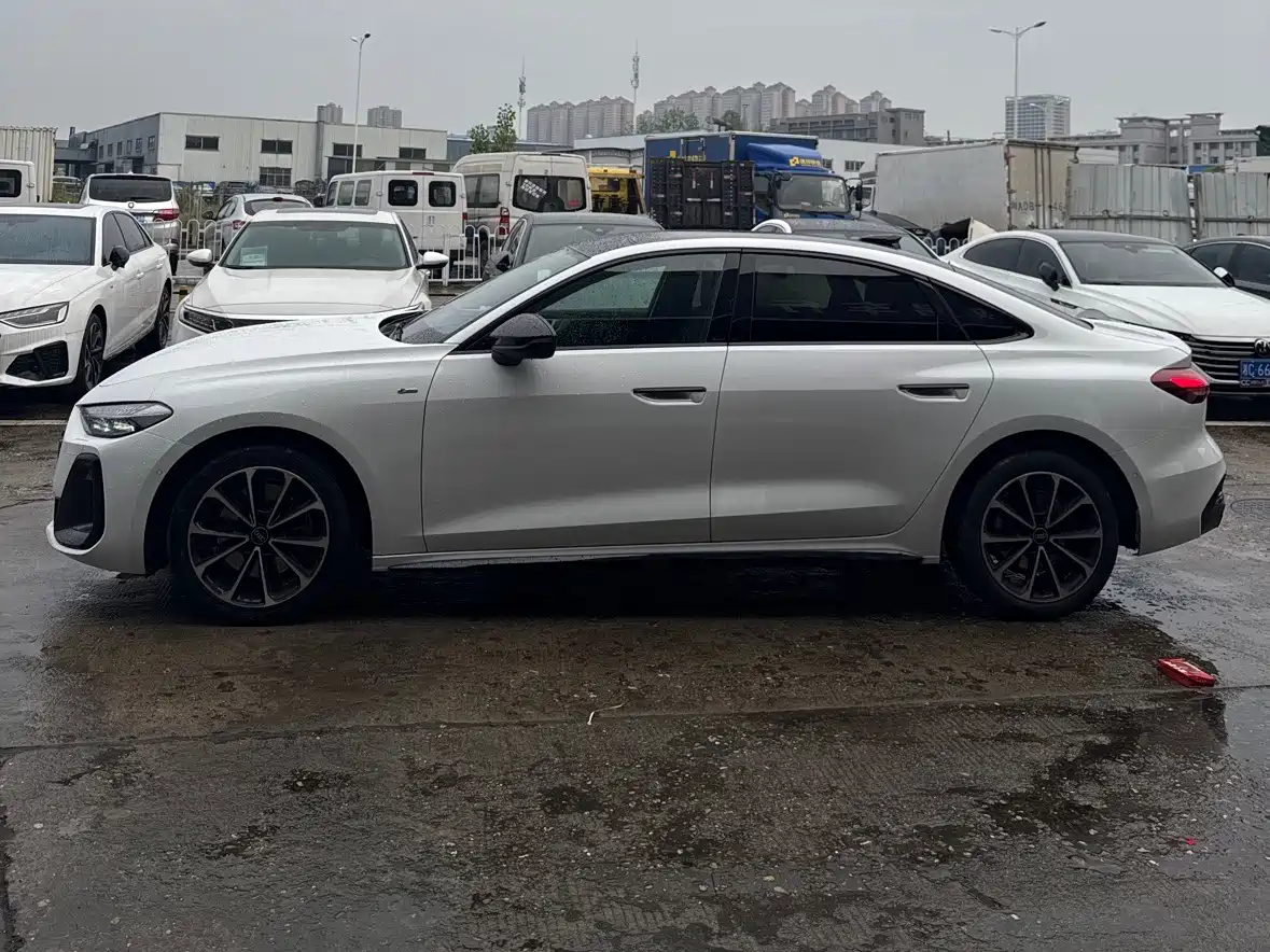 Audi A5L 2025 2.0T Sport Edition Plus фото 3