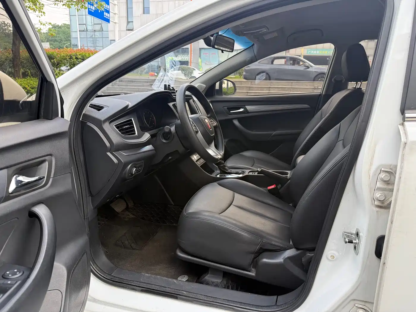 Roewe 360 2018 2018 PLUS 1.5L Automatic Luxury Edition