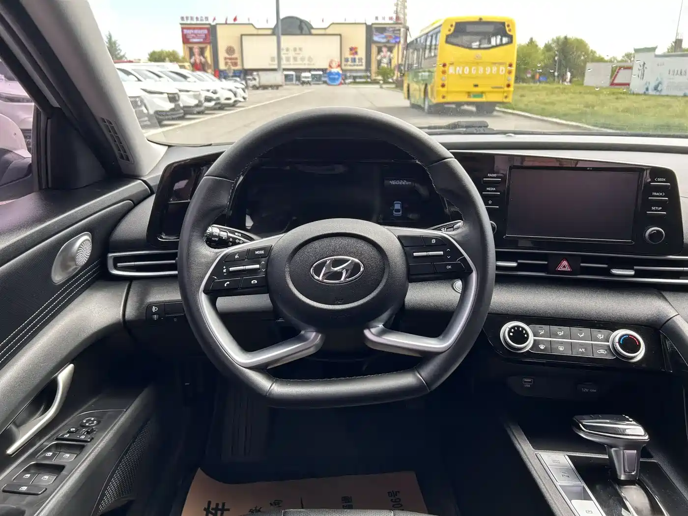 Hyundai Elantra 2022 1.5L CVT GLX Elite Edition фото 10