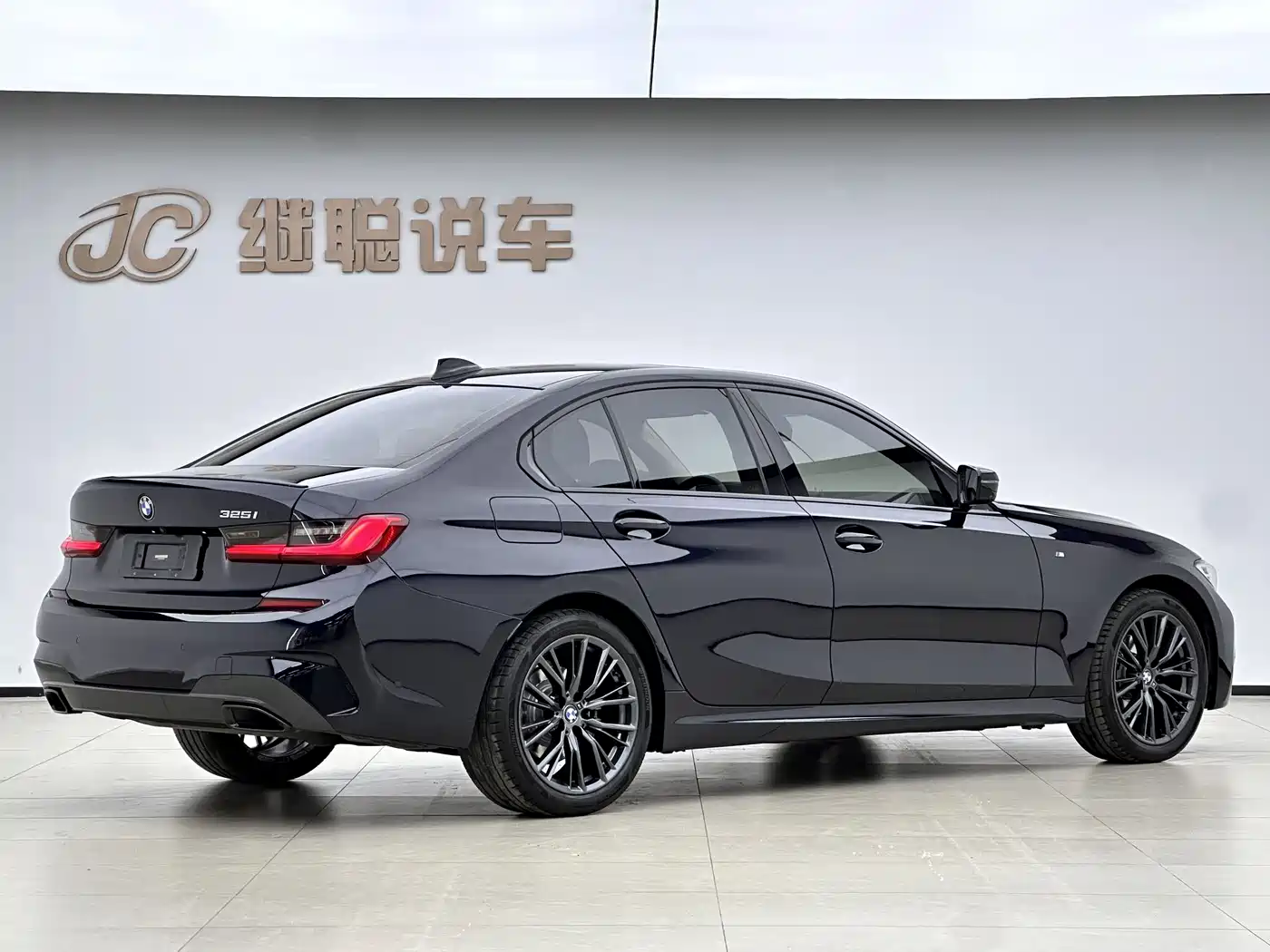 BMW 3 Series 2020 Facelift 325i M Sport Night Edition фото 2