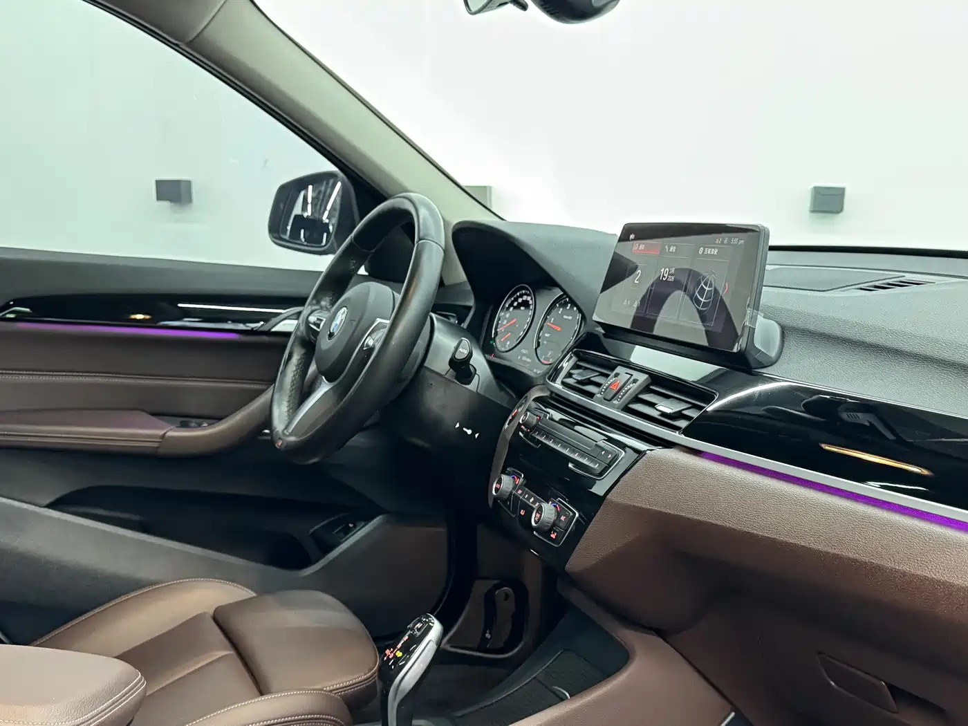 BMW X1 2022 sDrive25Li Leading фото 8