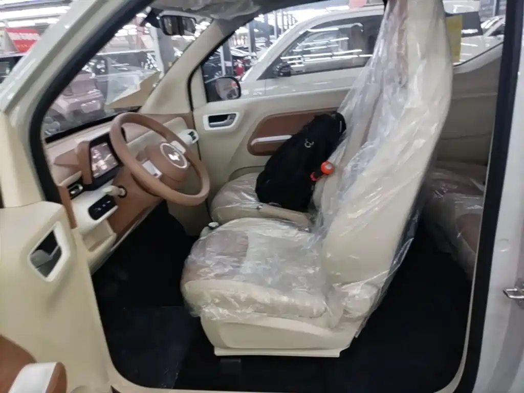 Wuling Motors Hongguang MINIEV 2026 2024 3rd Generation 215km Youth Edition