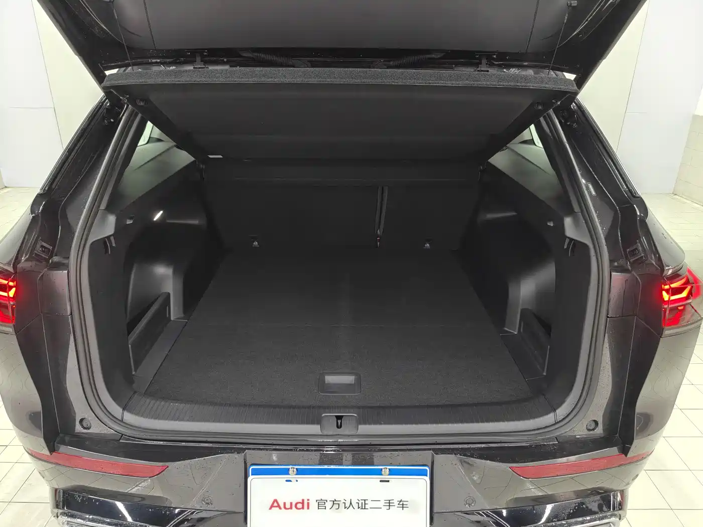 Volkswagen Talagon 2024 380TSI 4WD R-Line Cruise Shared Edition фото 19