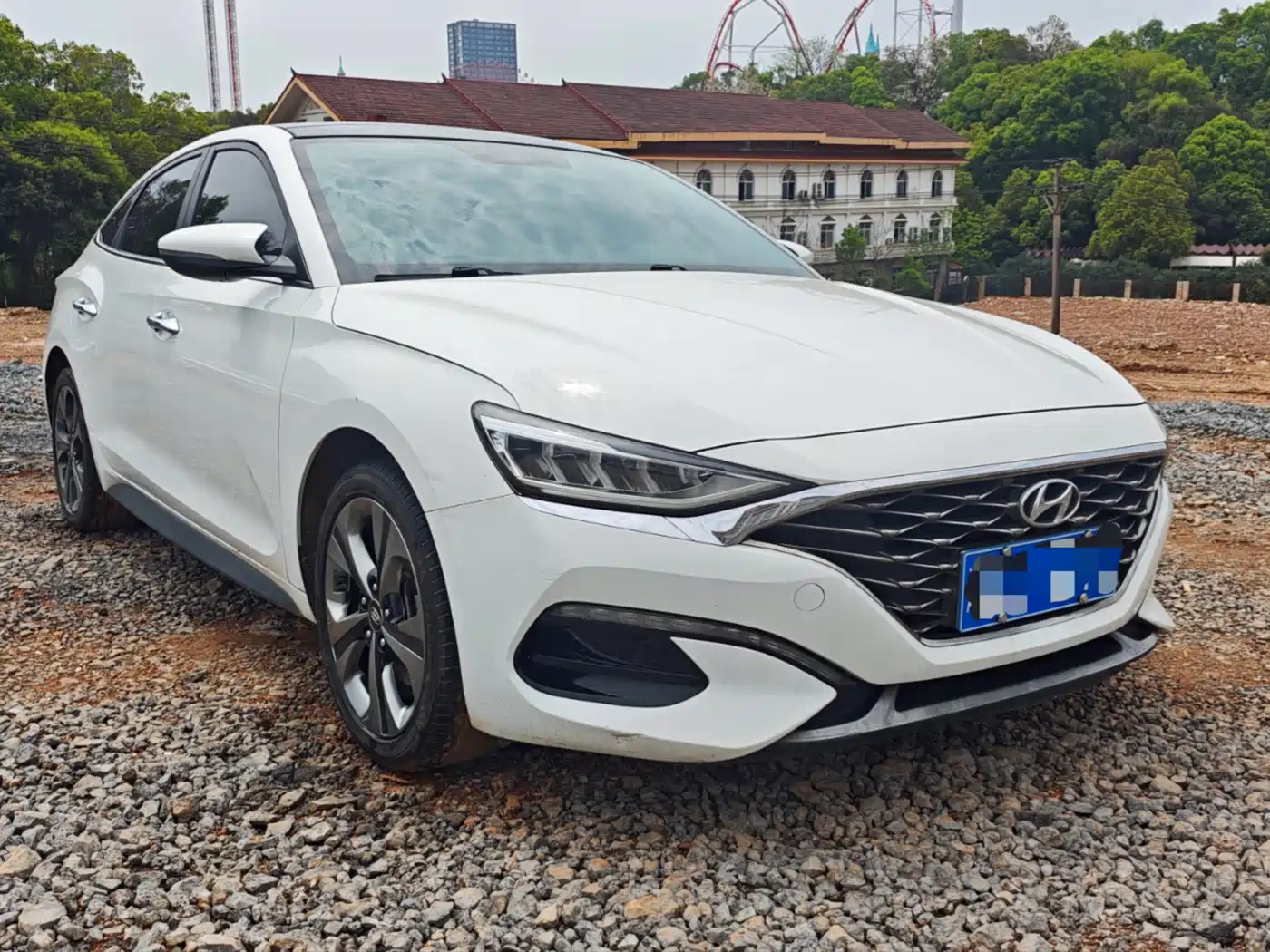 Hyundai Fista 2019 280TGDi Sport Edition China VI фото 3