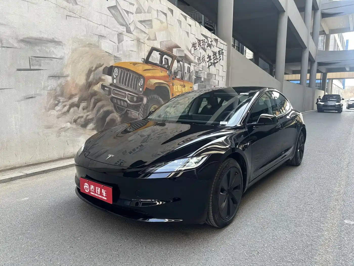 TESLA MODEL 3