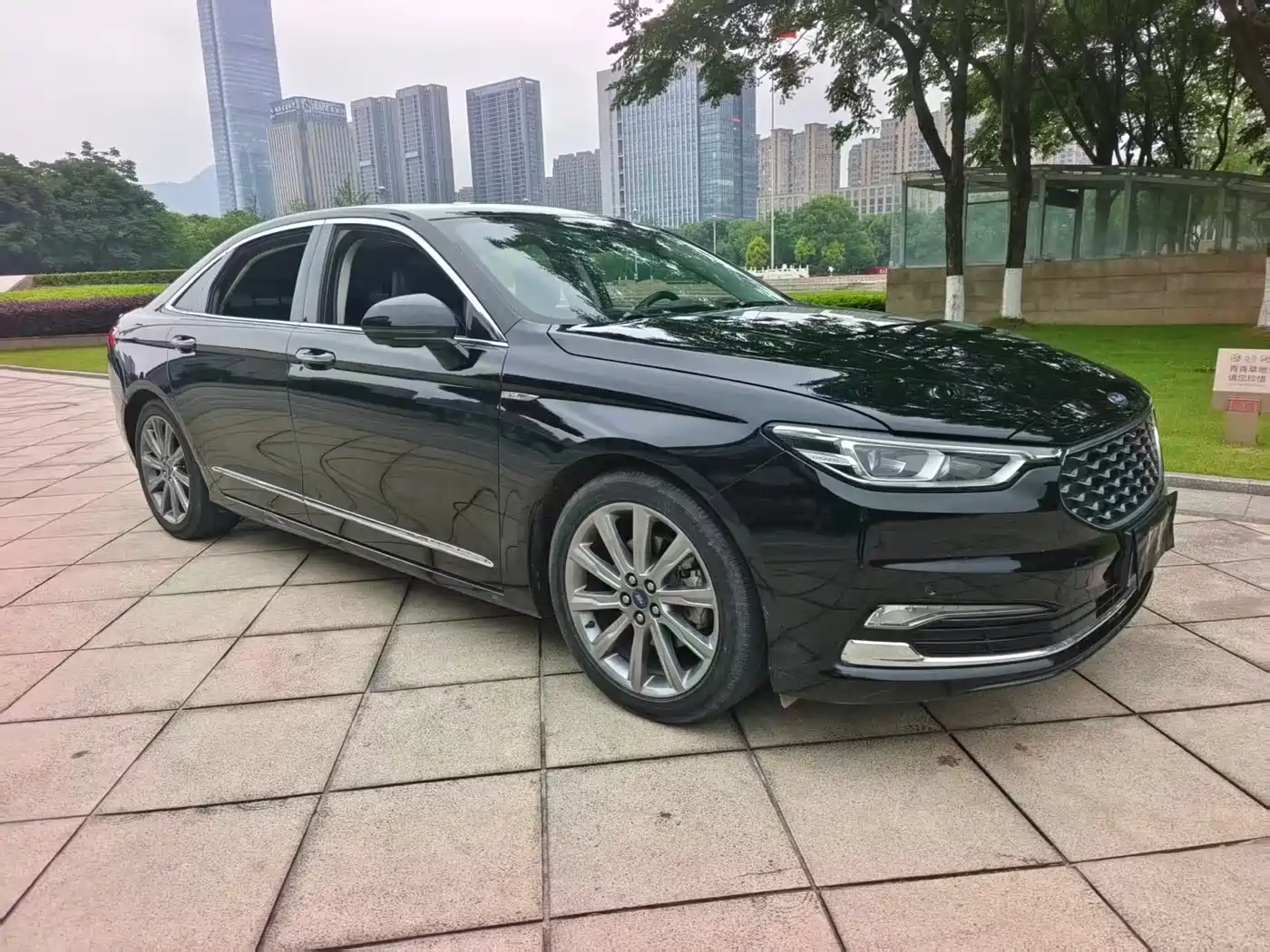Ford Taurus 2020 2019 EcoBoost 245 Premium Edition