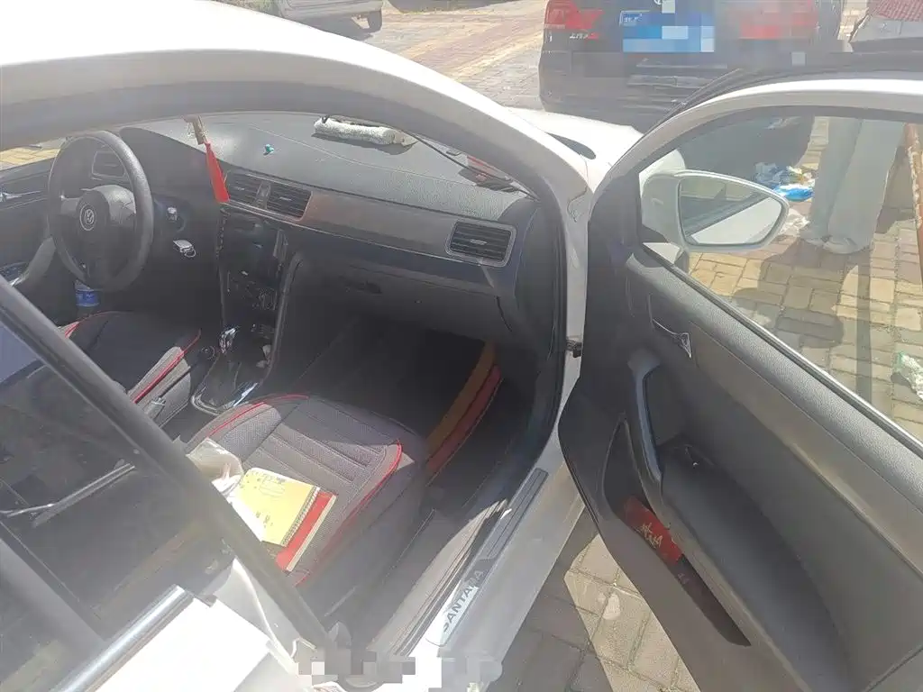 Volkswagen Santana 2015 1.6L Automatic Comfort Edition фото 22