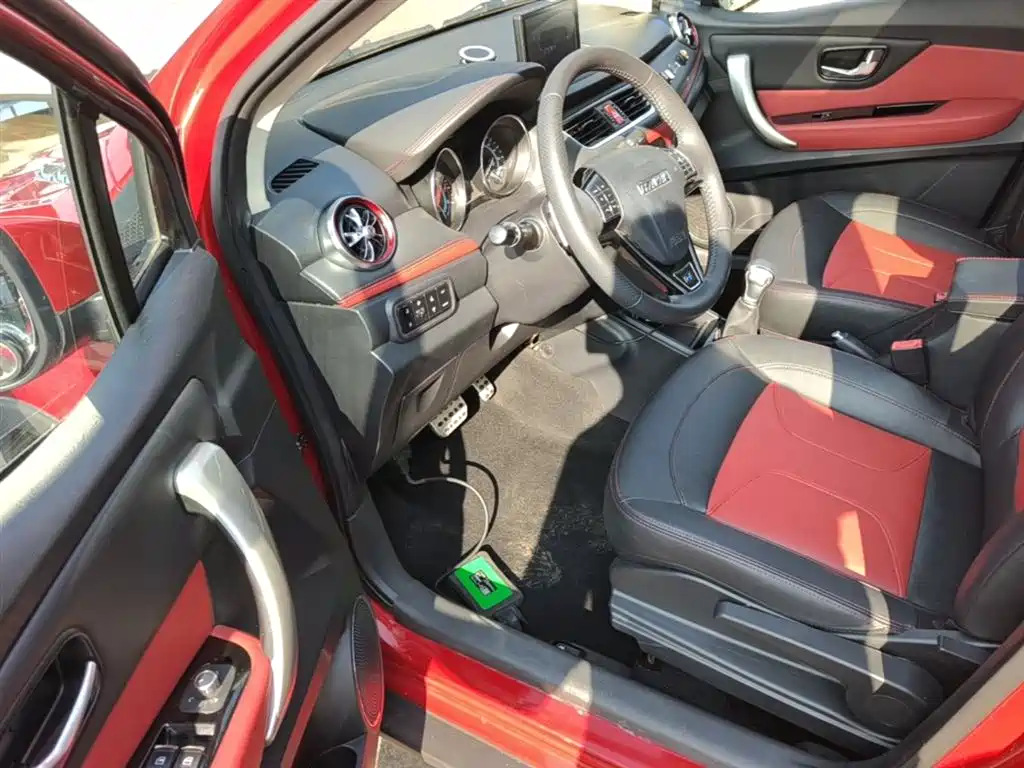 Haval H1 2016 Facelift Blue Label 1.5L AMT Luxury фото 16