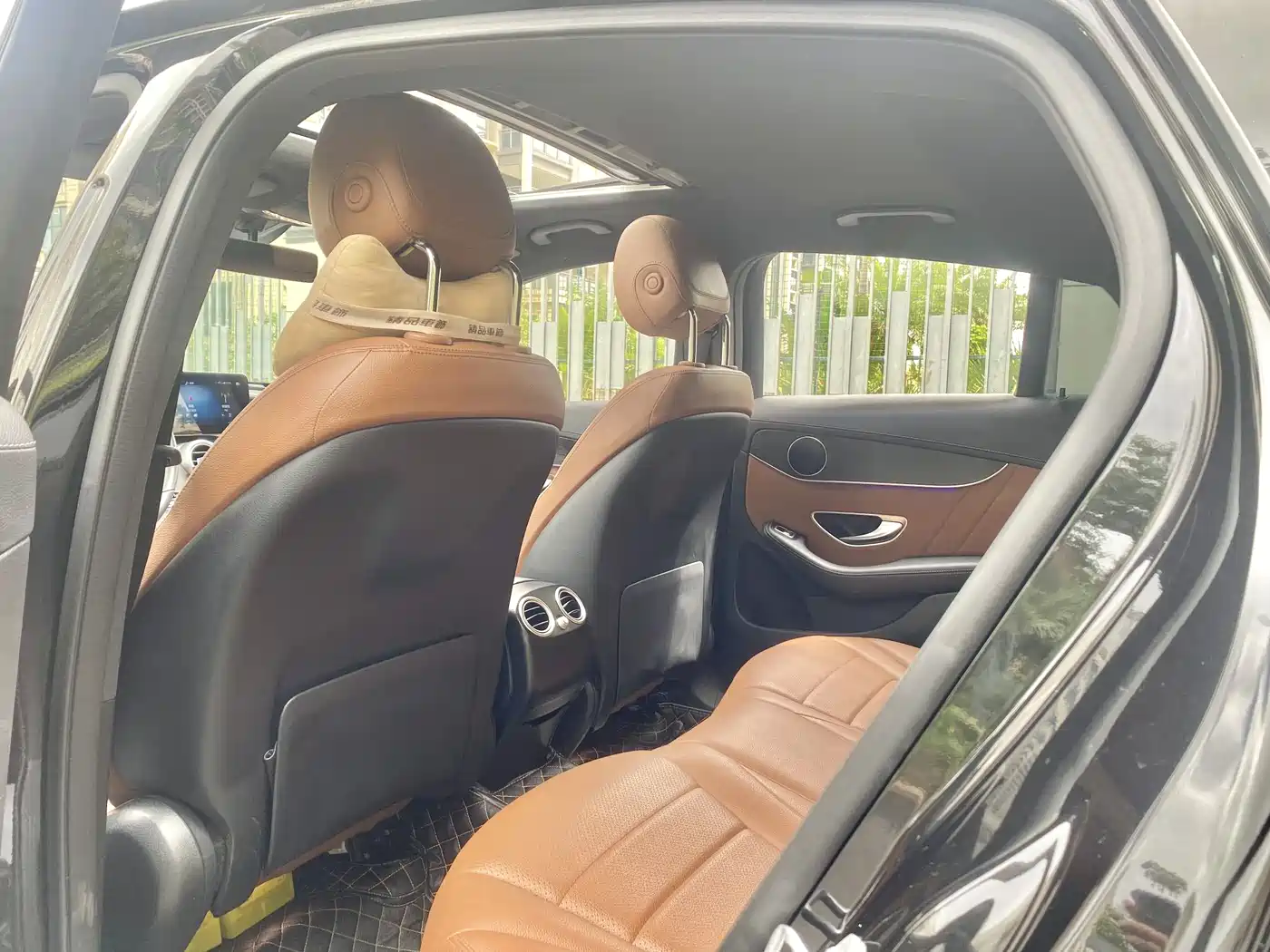 Mercedes-Benz GLC Coupe 2021 GLC 300 4MATIC Coupe SUV фото 15