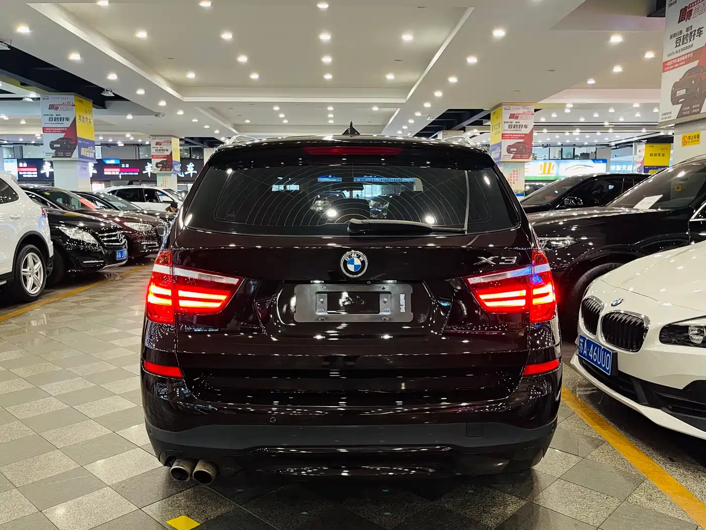 BMW X3 (Import) 2014 xDrive28i Leading Edition фото 13
