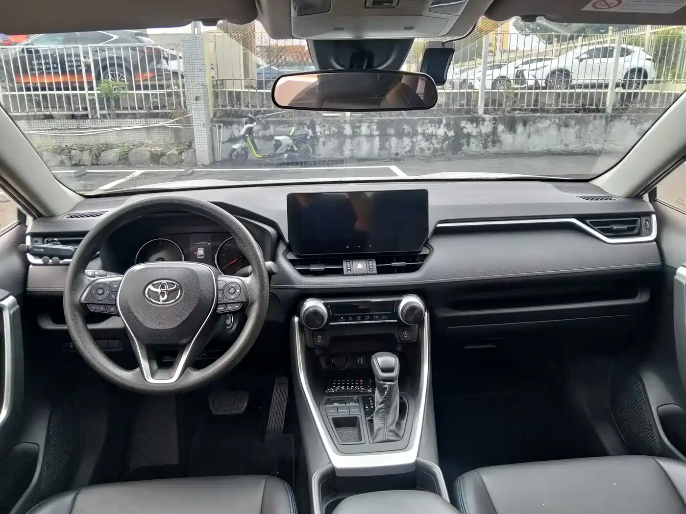 Toyota Wildlander 2025 2024 2.0L CVT FWD Leading Edition